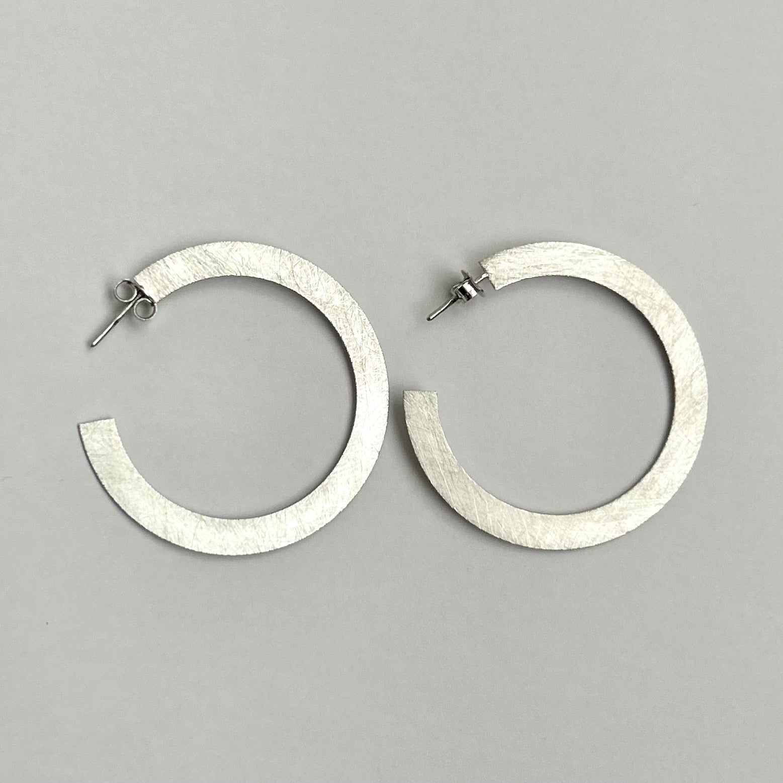 BILLABONG Flat Hoop Earrings