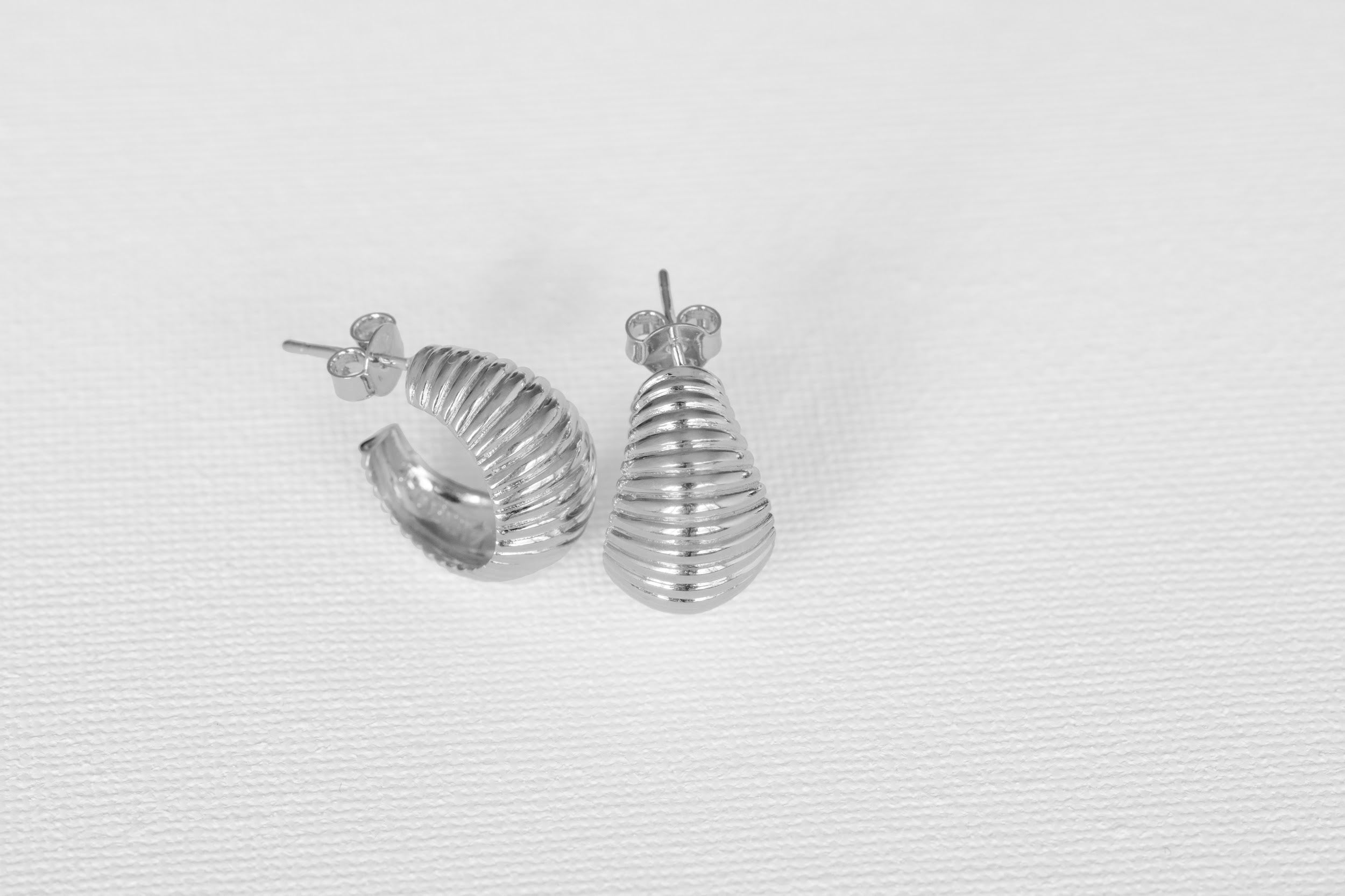 SAVOY Small Hoops (Silver)