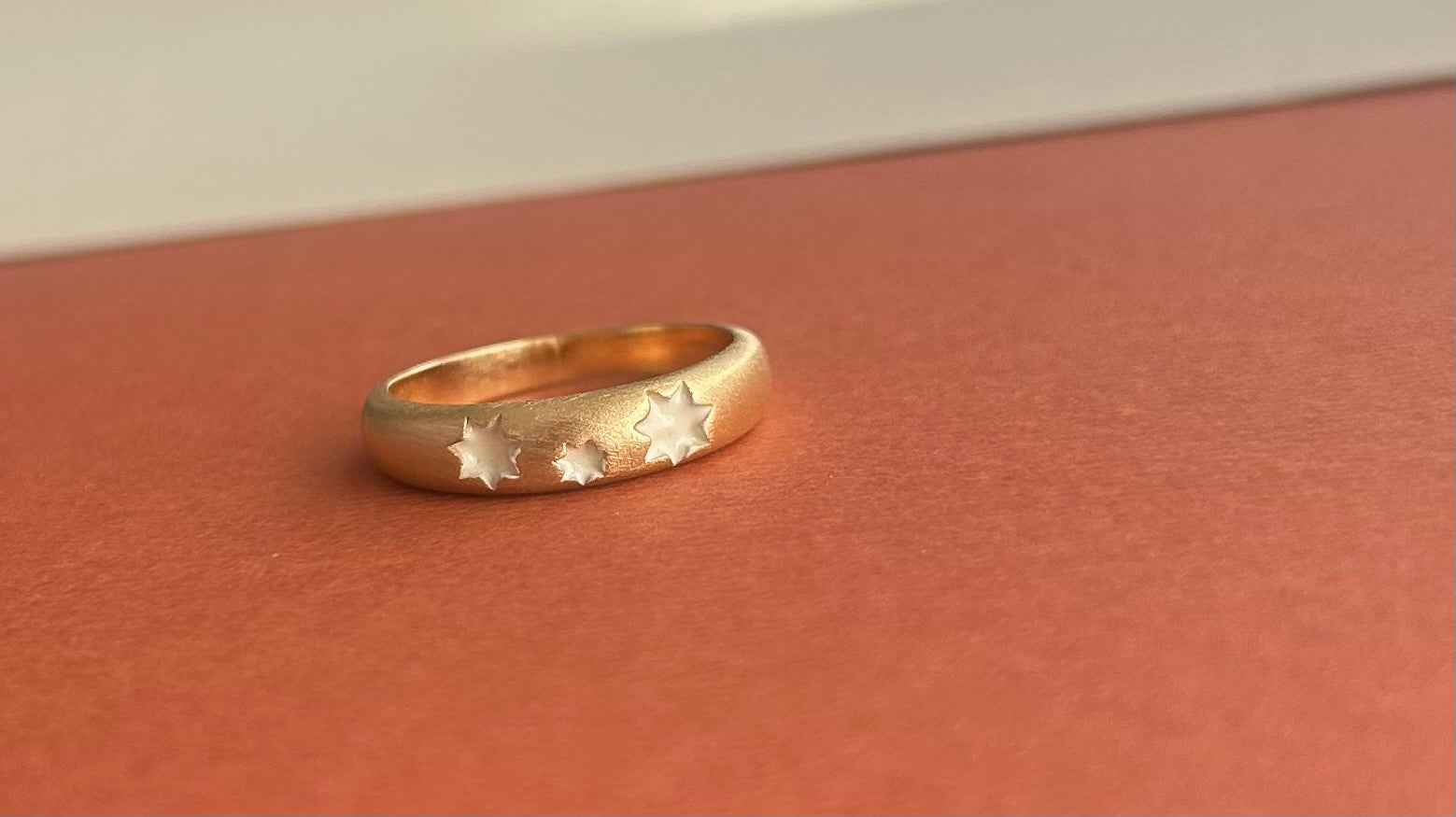 STAR*ina Limited Edition Ring Off White Enamel