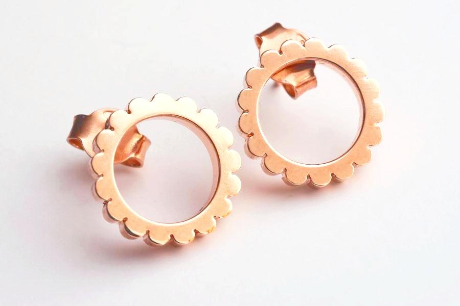 INGRANAGGI Stud Earrings